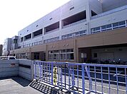 小学校「春日部市立武里西小学校まで577m」
