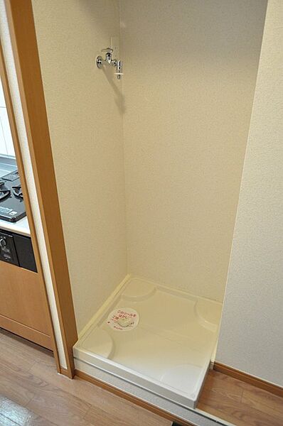 画像27:洗濯機置き場