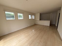 初生町 中古住宅