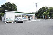 ファミリーマートさいたま中尾店 516m