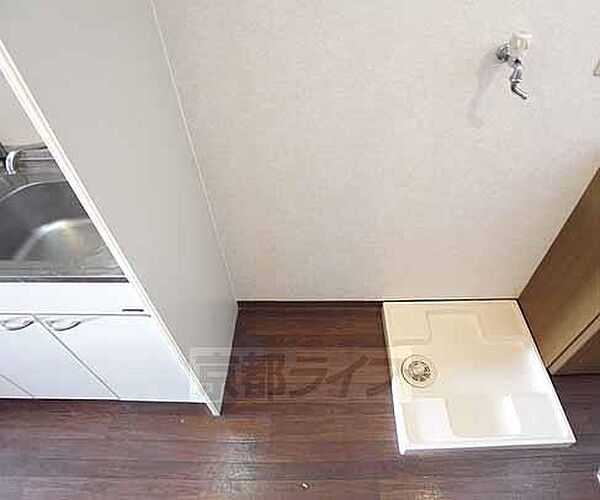 画像20:洗濯機と冷蔵庫を置くスペースです。