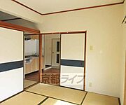 リビング奥のお部屋です・