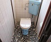 レトロな雰囲気のトイレです