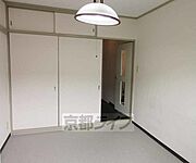 落ち着いたお部屋です