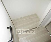 さまざまなものを収納できます