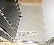 段差の少ない玄関です