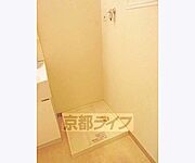 洗面台横に置けます