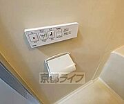 ウォシュレット機能付きです。