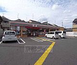 セブンイレブン向日北前田店まで200m