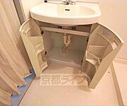 洗面台の収納です。