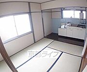和室のお部屋になります。