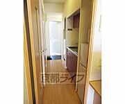部屋からの廊下部分です。
