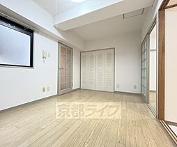 カステッロロッソ 2DKの写真
