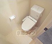 ウォシュレット付きのトイレです。