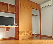 こんな所にも、ちょっとした収納があります。