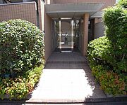 建物入口です。