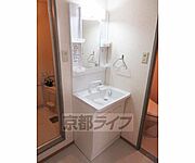 キレイな独立洗面台・