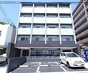 正面からの外観です。