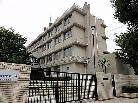 大阪市立築港中学校