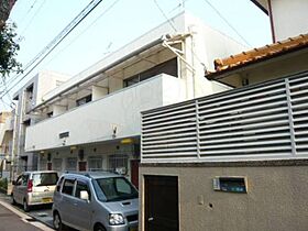 兵庫県西宮市石刎町（賃貸アパート2LDK・1階・56.00㎡） その1