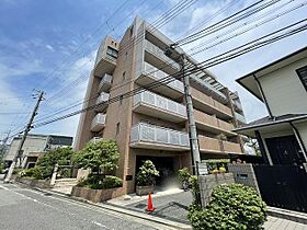 兵庫県西宮市石刎町4番6号（賃貸マンション3LDK・1階・69.11㎡） その1