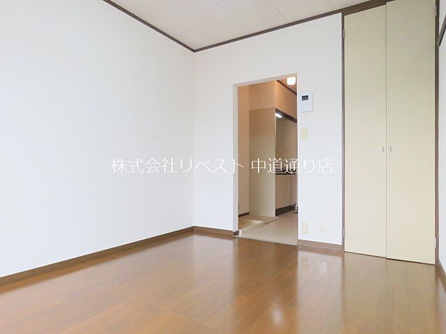 寝室