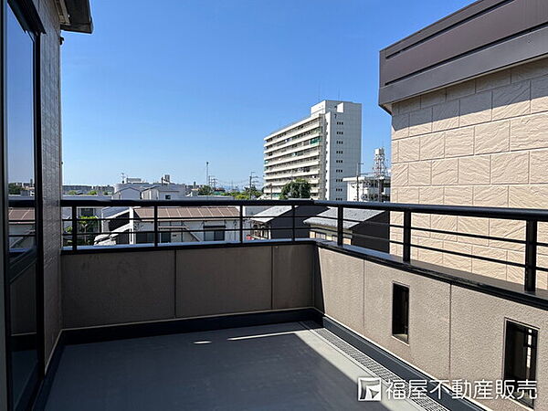 バルコニーを拡大表示