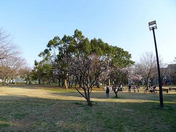 【公園】東綾瀬公園まで1361ｍ