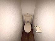 写真は別号室です。