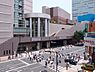 周辺：上大岡駅（991m）