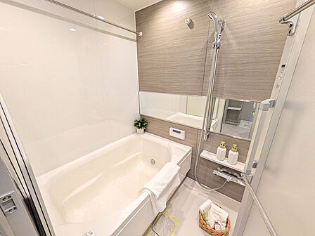 オートバス・浴室乾燥機の設備充実です