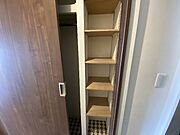 シューズボックスになります。