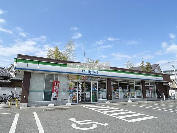 画像19:ファミリーマート 東狭山ヶ丘一丁目店 徒歩6分。 440m