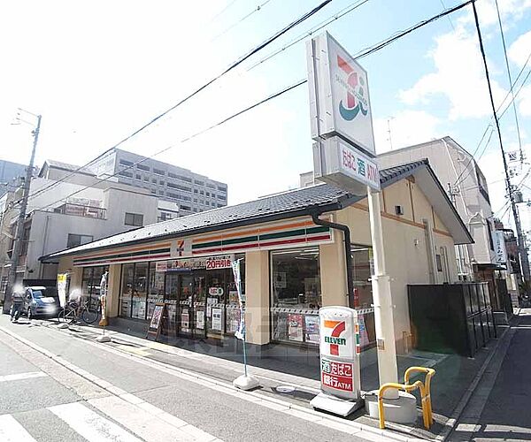 セブンイレブン下京区役所前店まで190m