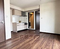 京阪本線 丹波橋駅 徒歩4分の賃貸アパート 2階1LDKのリビング/ダイニング