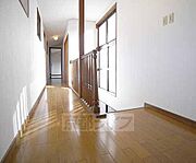 2階部分の廊下です