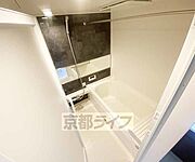 鏡のある便利なお風呂