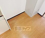 冷蔵庫置いてもまだまだスペースに余裕あります