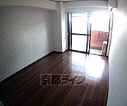フローリングで綺麗です