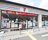 セブンイレブン智恵光院上長者町店まで130m 敷地内ガレージが広々。店内も新しく綺麗ですよ。