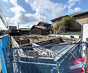 ・建築中