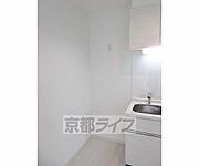 大きな冷蔵庫も置けます・