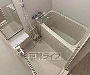 ゆったりくつろげるお風呂です。