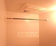 浴室乾燥機付きです。