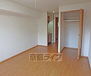 南向きで日当たり良好です。