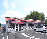 サークルＫ亀岡イトーピア店まで1100m 店内にはカフェスペースも併設されています