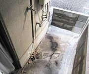 洗濯機はベランダです