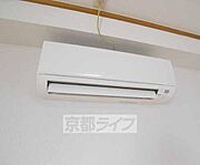 エアコンも新調されてます