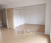 明るいリビング・
