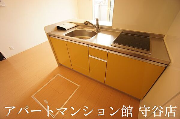 画像12:キッチン